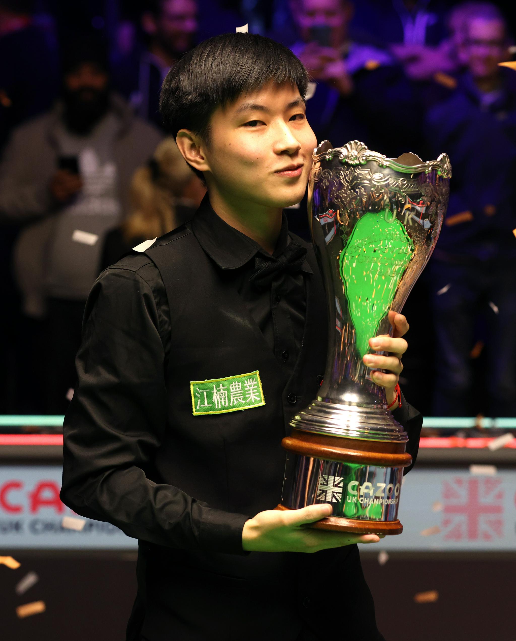 他不仅需要 他不仅需要