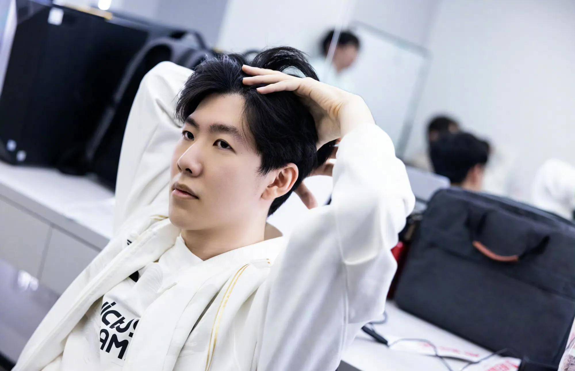 站位风波 站位风波